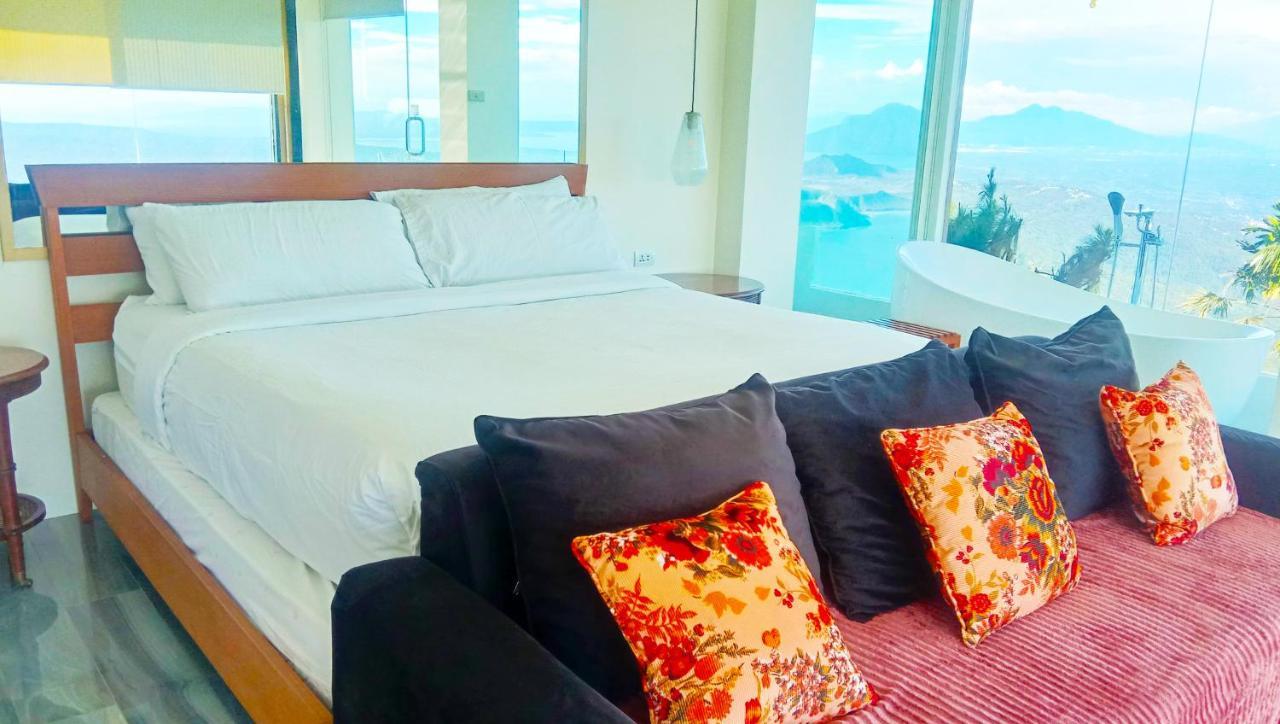 Bed and Breakfast The Carmelence View Tagaytay City Exterior foto