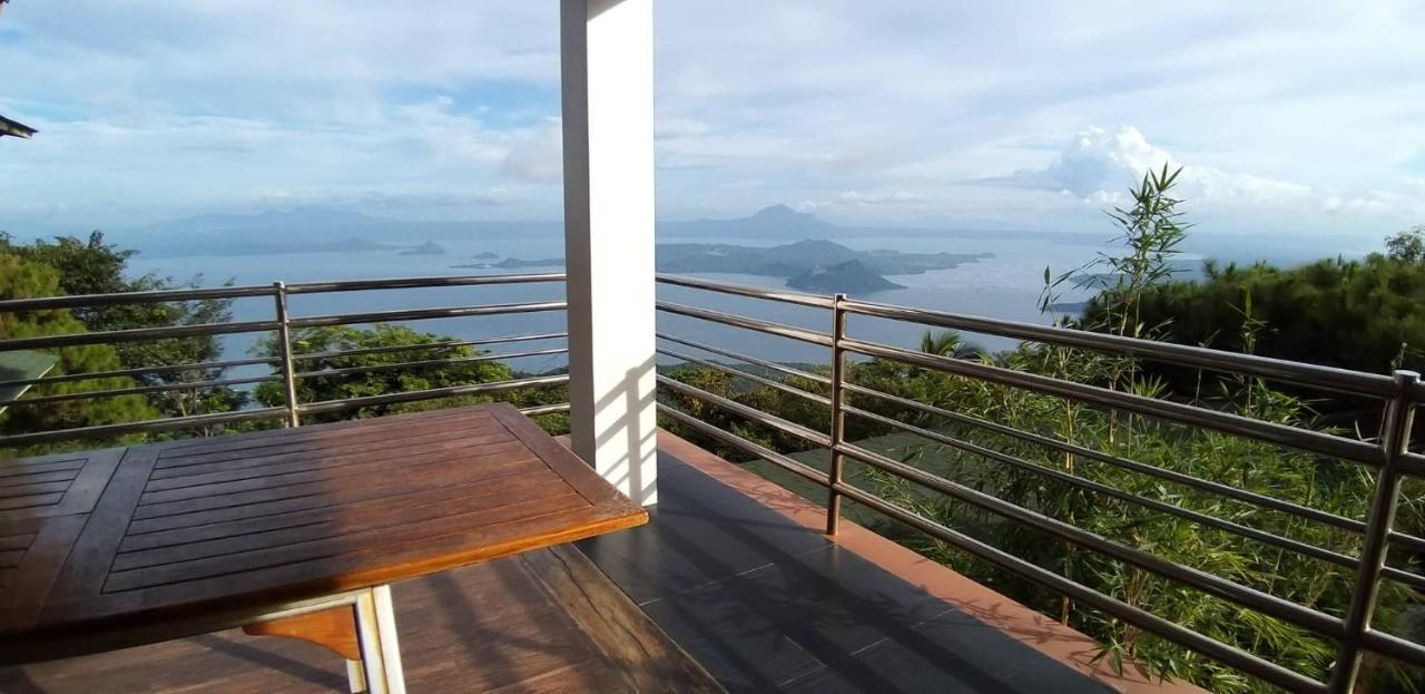 Bed and Breakfast The Carmelence View Tagaytay City Exterior foto