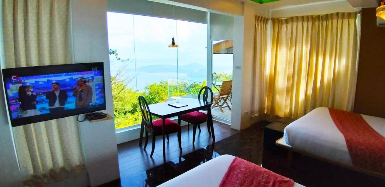 Bed and Breakfast The Carmelence View Tagaytay City Exterior foto
