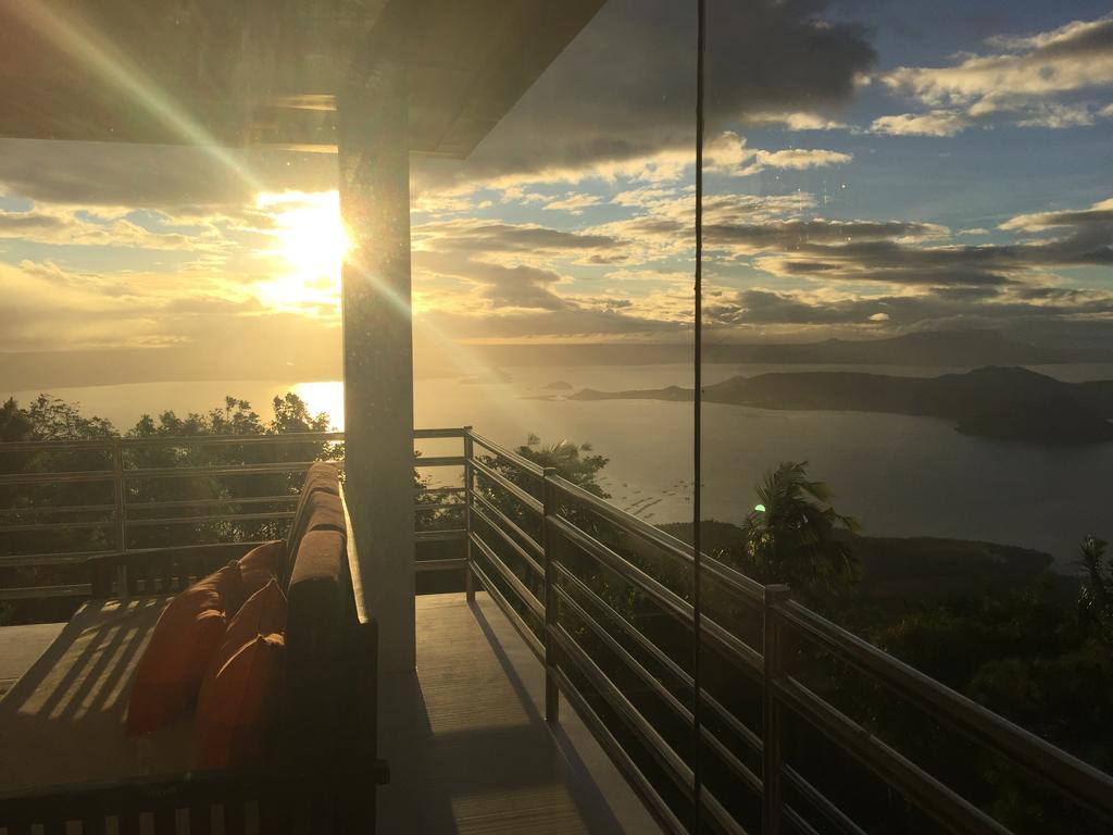 Bed and Breakfast The Carmelence View Tagaytay City Exterior foto