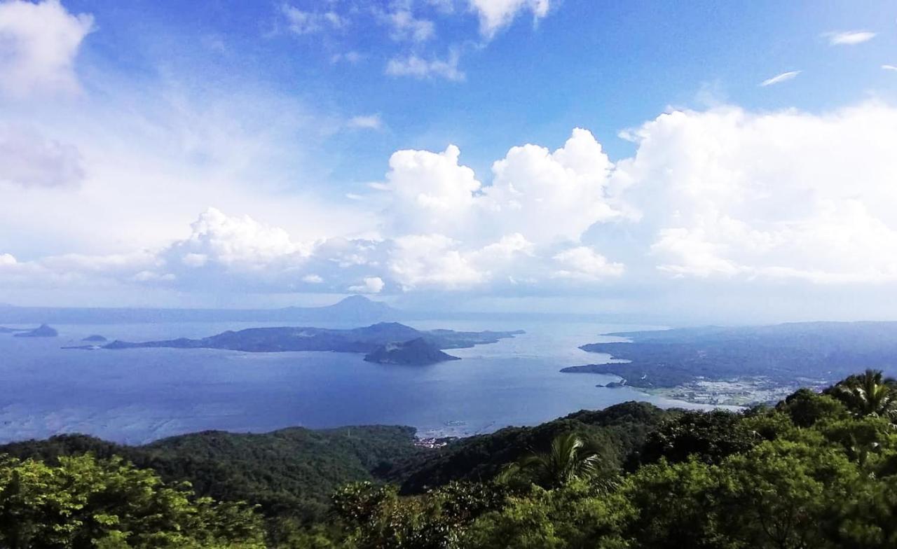 Bed and Breakfast The Carmelence View Tagaytay City Exterior foto