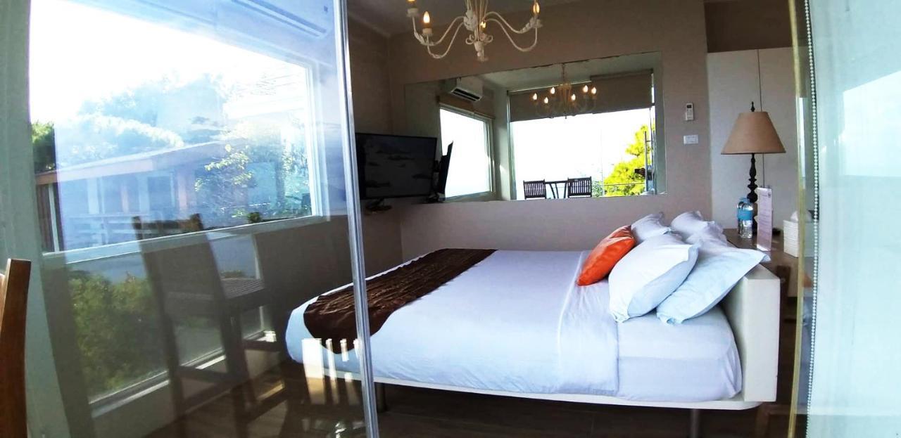 Bed and Breakfast The Carmelence View Tagaytay City Exterior foto