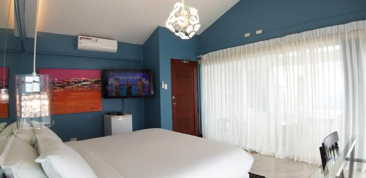 Bed and Breakfast The Carmelence View Tagaytay City Exterior foto