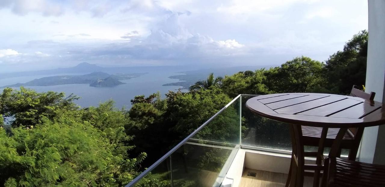 Bed and Breakfast The Carmelence View Tagaytay City Exterior foto
