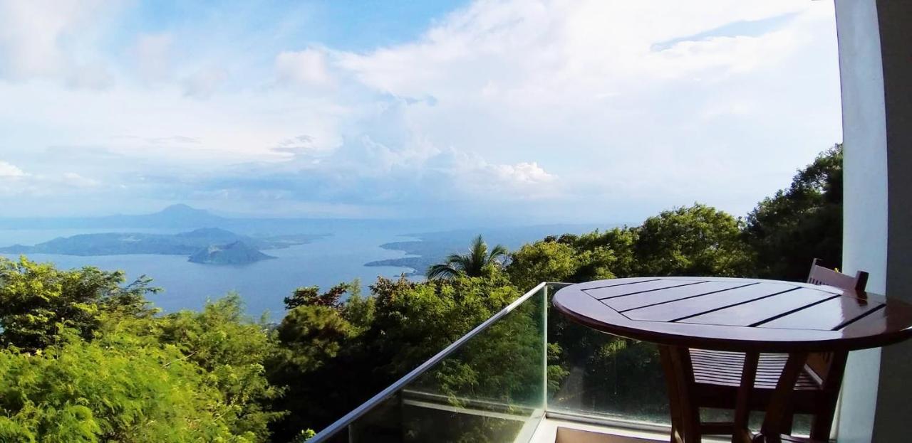 Bed and Breakfast The Carmelence View Tagaytay City Exterior foto